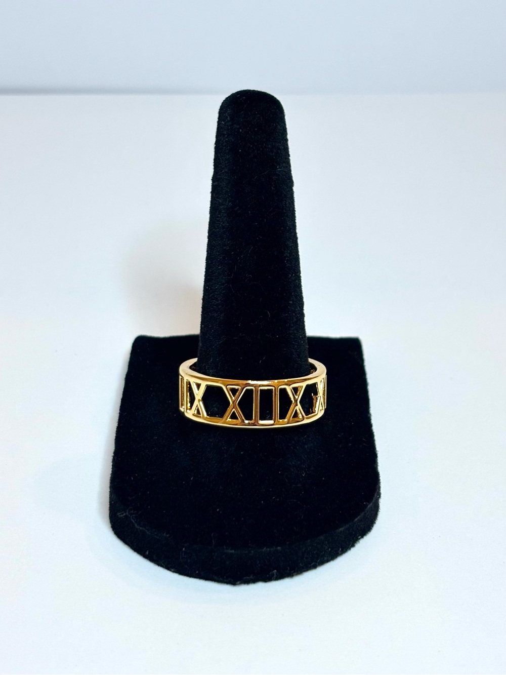 Rose gold Roman numeral ring